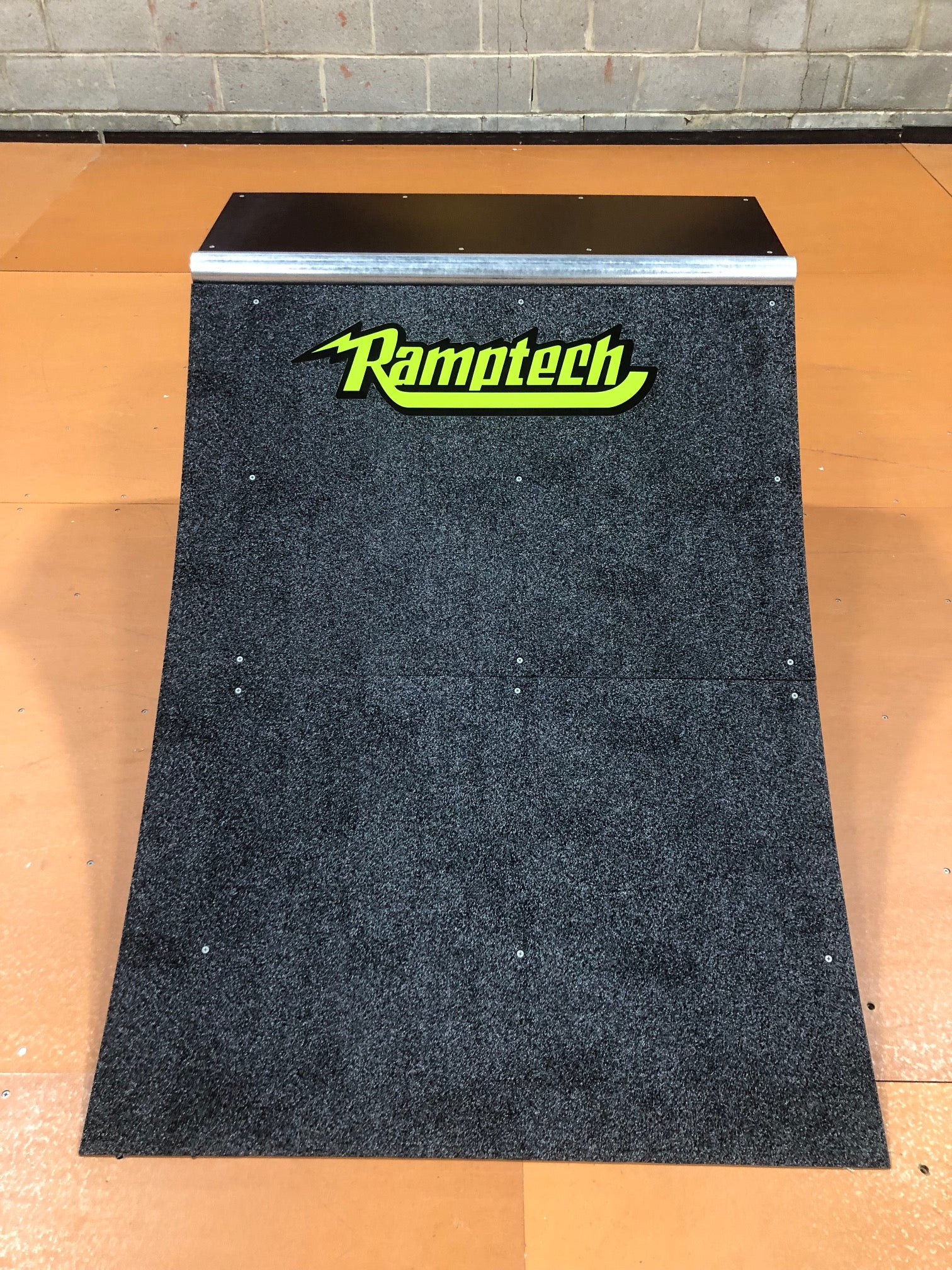 Skateboard Ramp | 2'x3' Quarter Pipe | Weatherproof | Ramptech Ramps ...